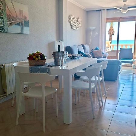 Apartamento Frente Al Mar En El Campello Luaran gambar