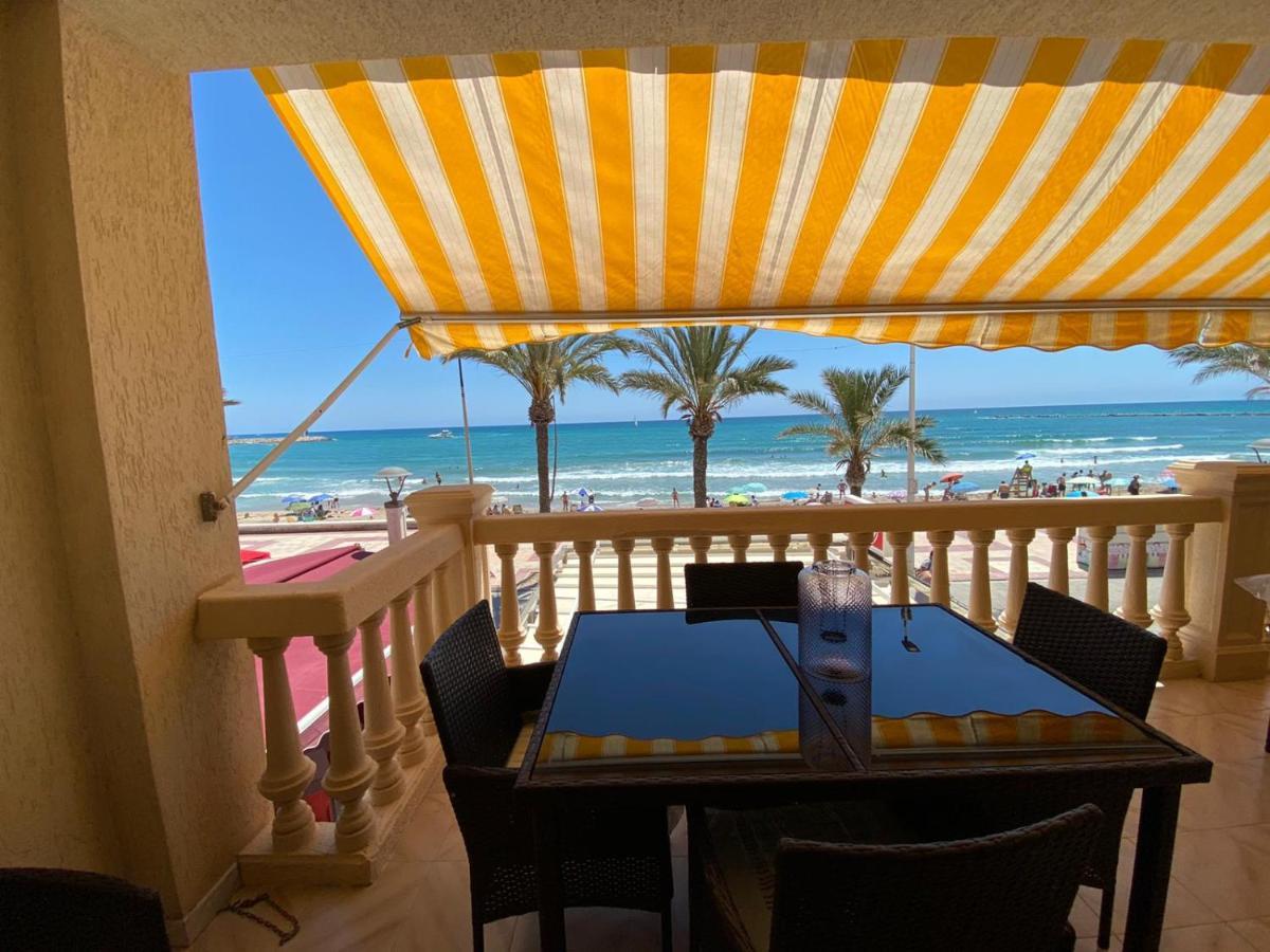 Apartamento Frente Al Mar En El Campello Luaran gambar