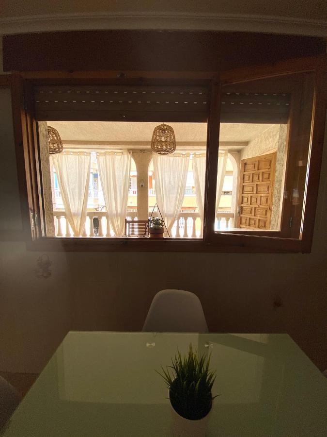 Apartamento Frente Al Mar En El Campello Luaran gambar