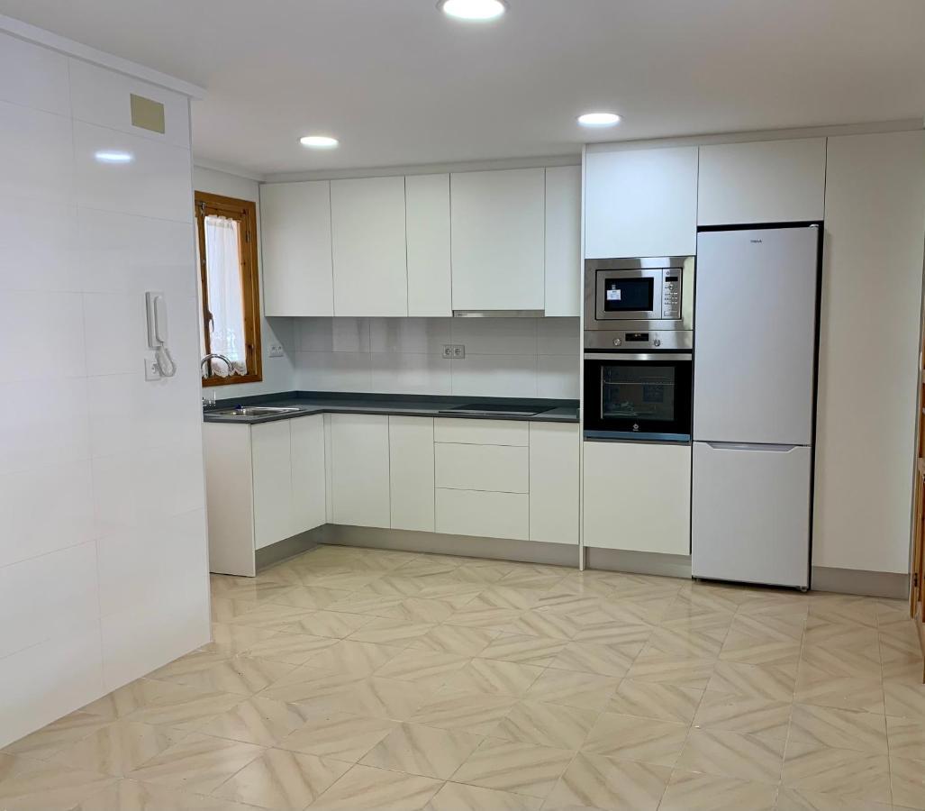 Apartamento Frente Al Mar En El Campello Luaran gambar
