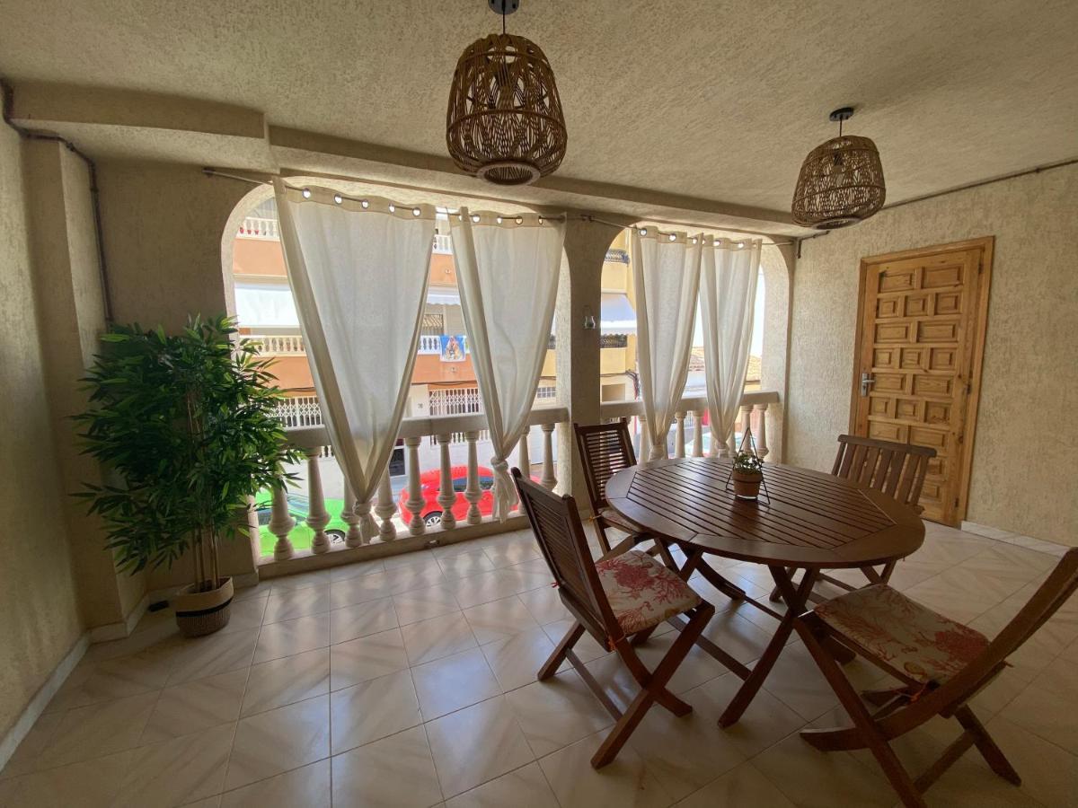 Apartamento Frente Al Mar En El Campello Luaran gambar