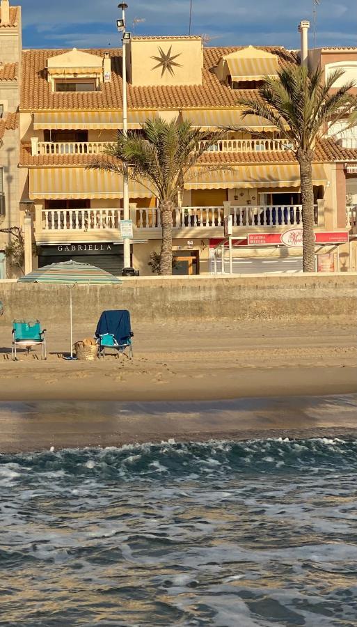 Apartamento Frente Al Mar En El Campello Luaran gambar